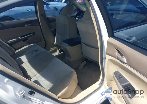 2010 Honda Accord 2.4 Lx из США, поврежденный, VIN 1HGCP2F32AA070330